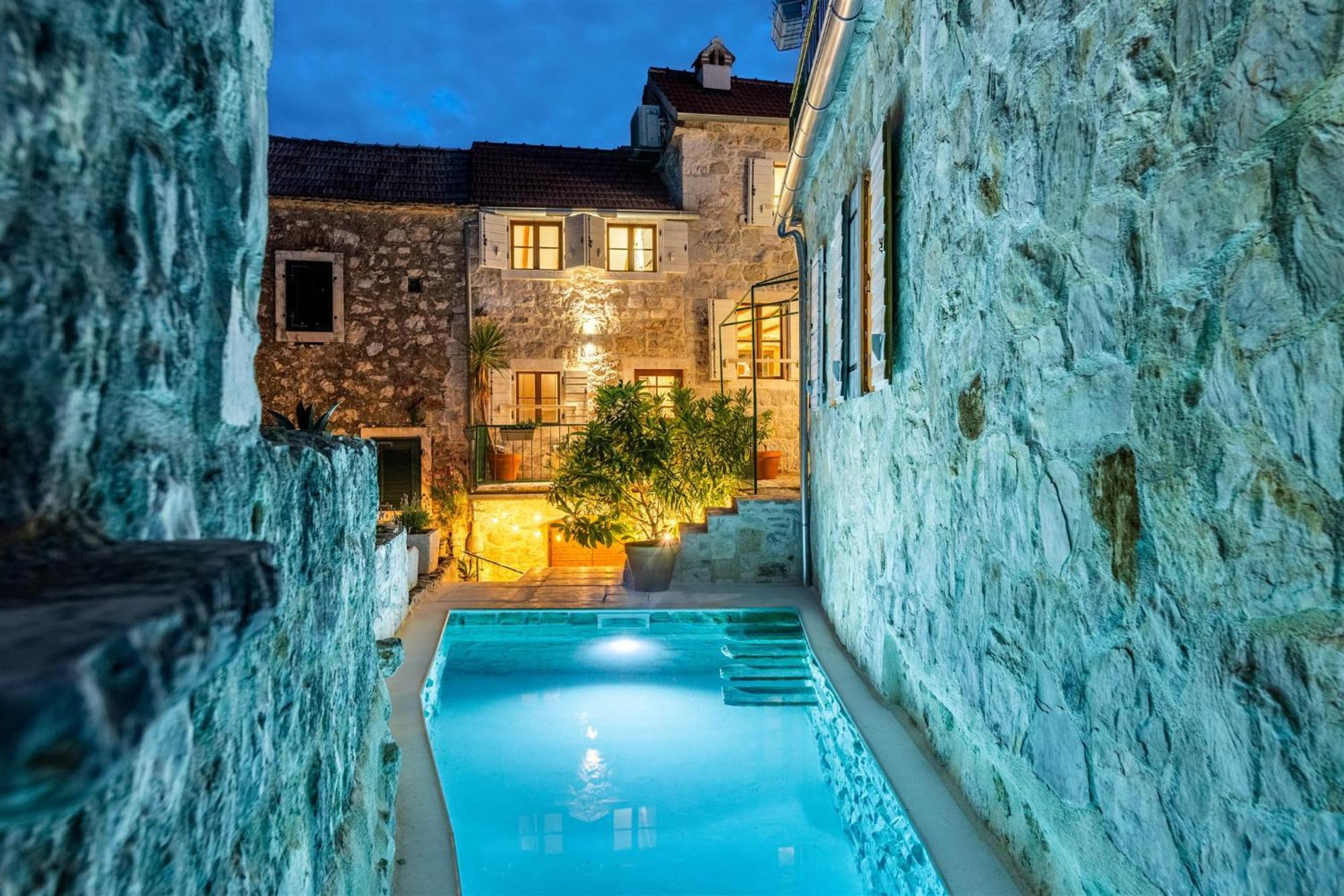 Villa Dvor Pitve Jelsa  Esterno foto