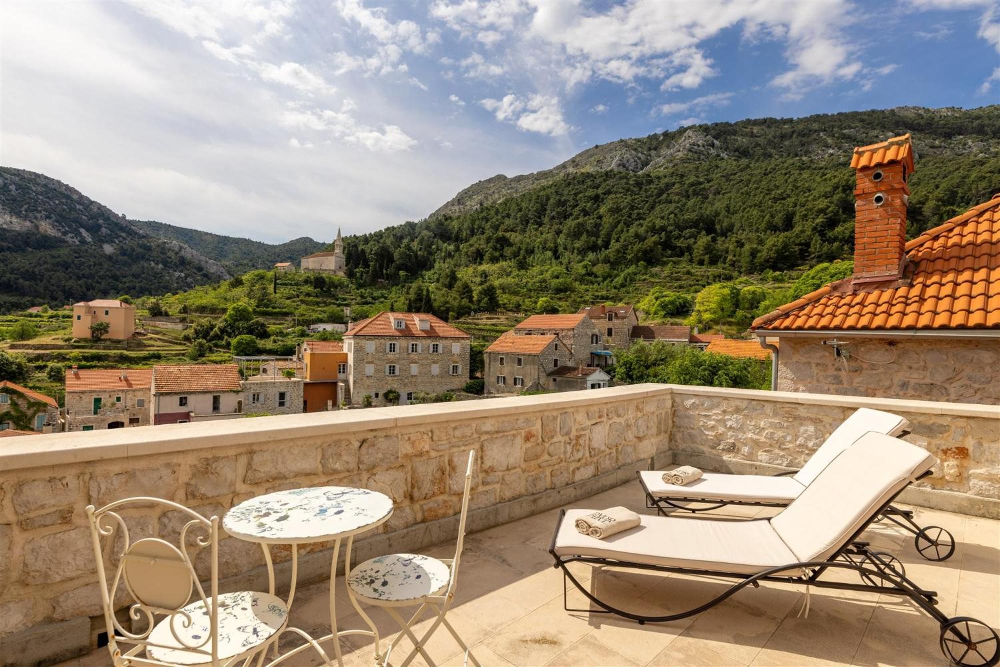 Villa Dvor Pitve Jelsa  Esterno foto