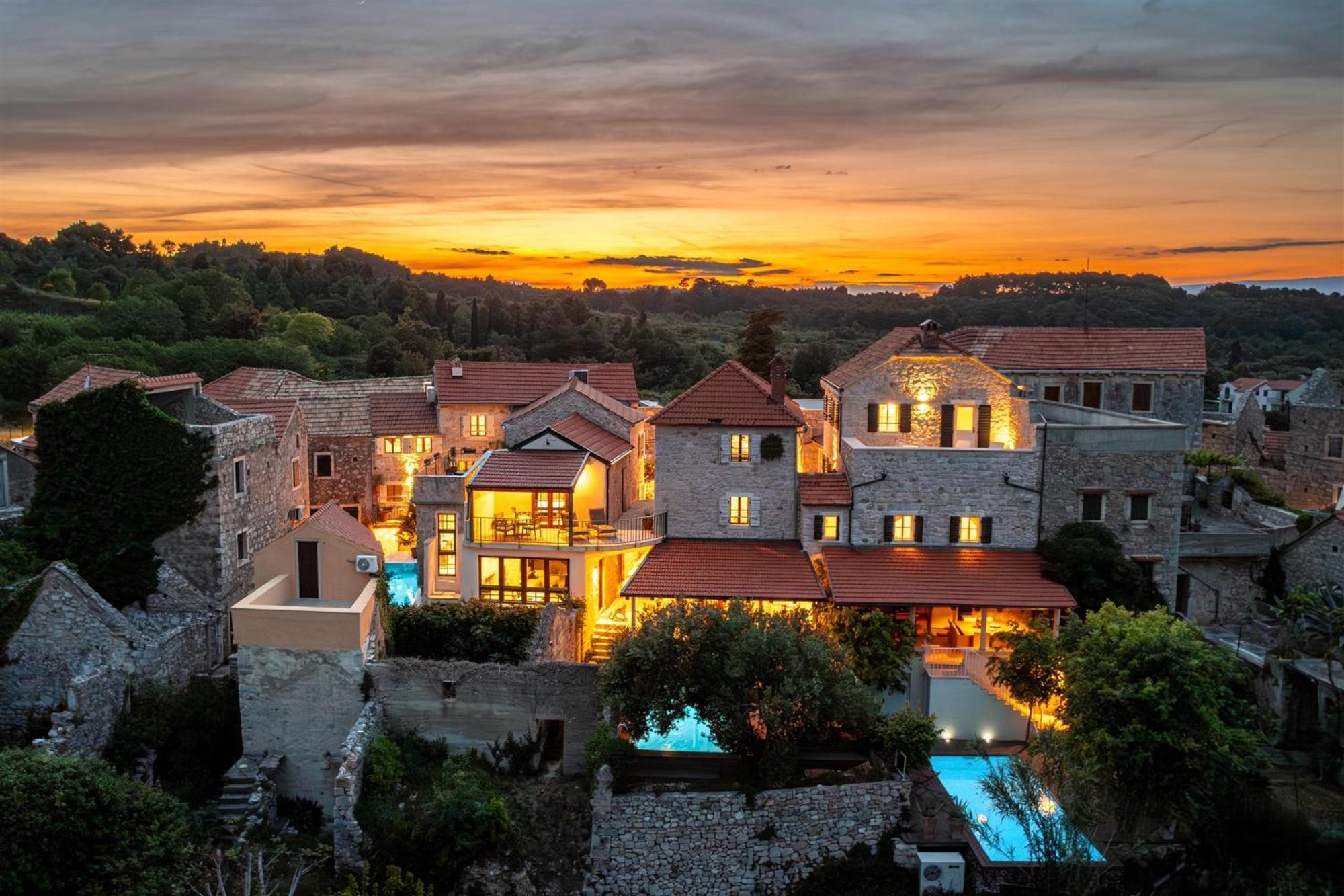 Villa Dvor Pitve Jelsa  Esterno foto